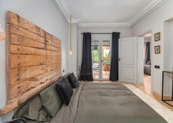 Appartement Avec Piscine Dans Une Belle Residence Privee