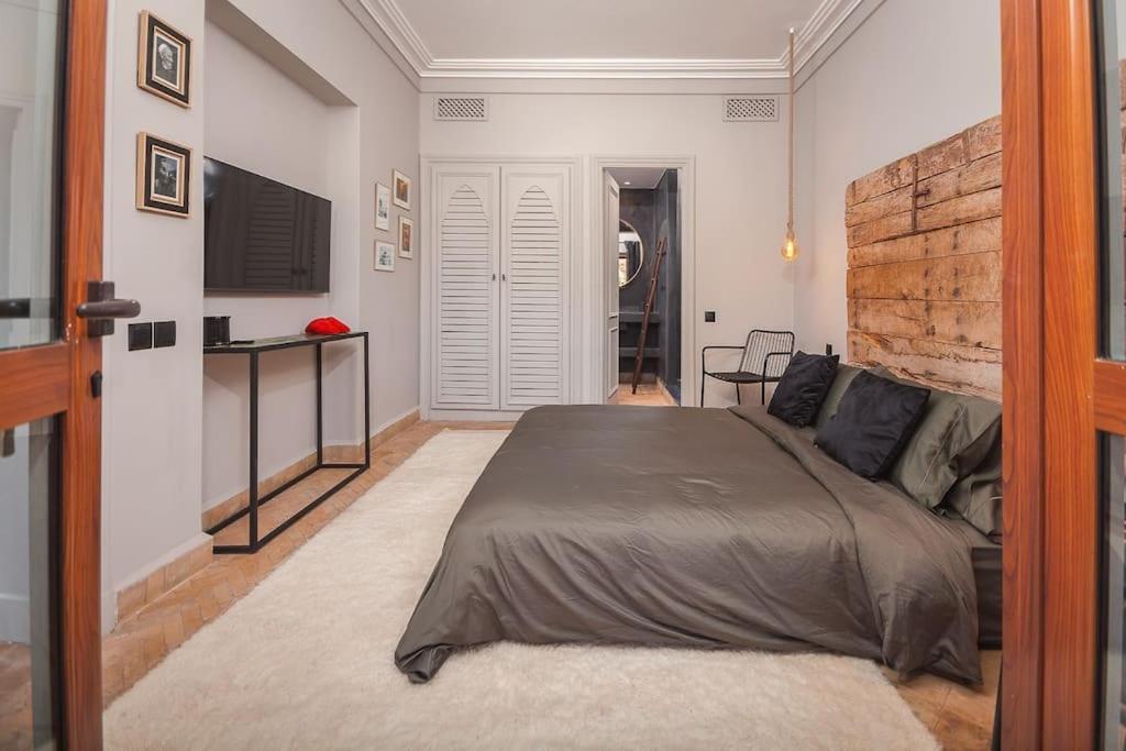 Avec Piscine Dans Belle Privee Appartement