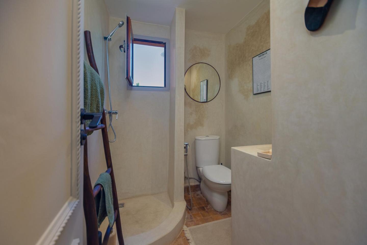 Appartement Avec Piscine Dans Belle Privee