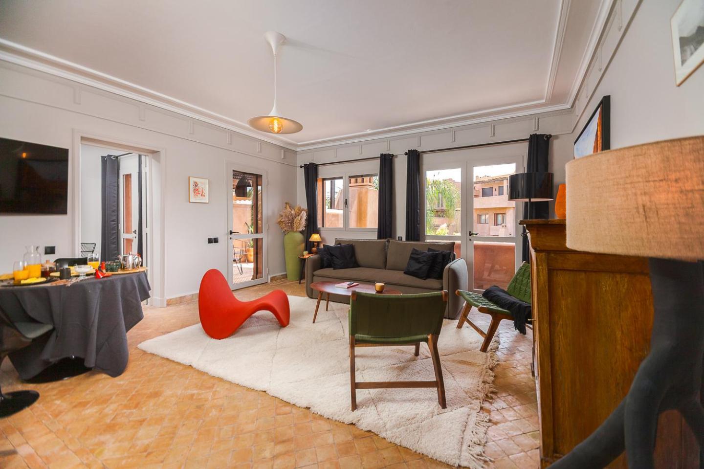 Appartement Avec Piscine Dans Belle Privee *